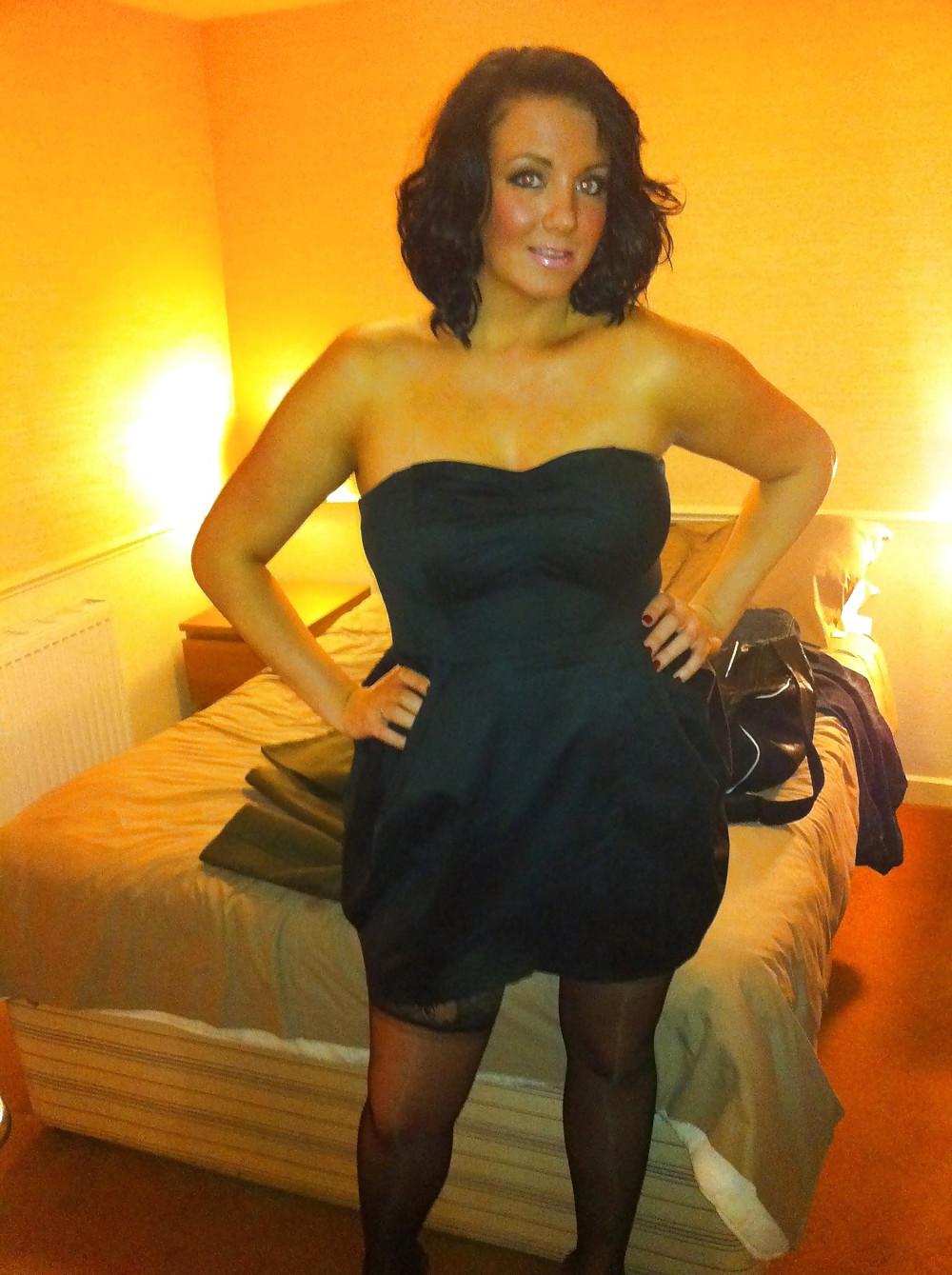 25P Busty Amateur Lady