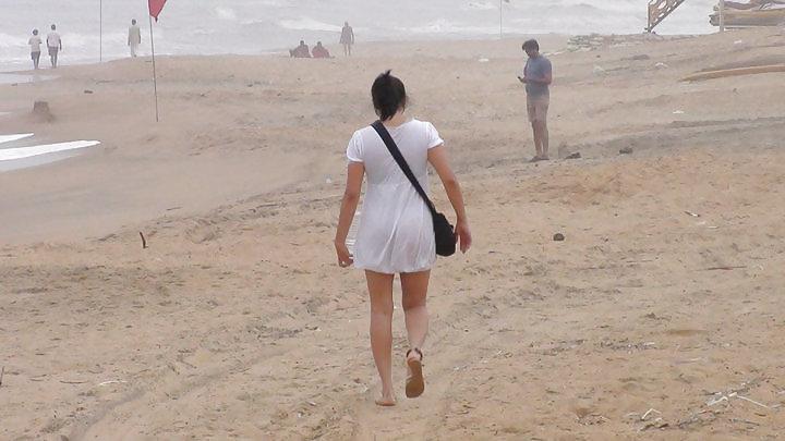 9P Wife on beach