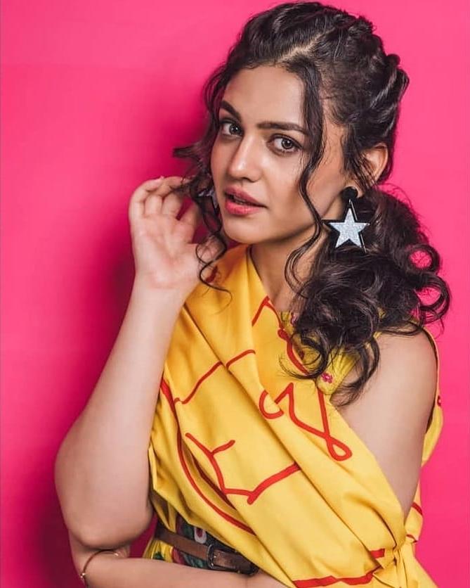 25P Sexy paki desi slut and rand for cum, degrading comments 5