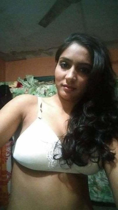 18P Desi punjabi girl Rekha
