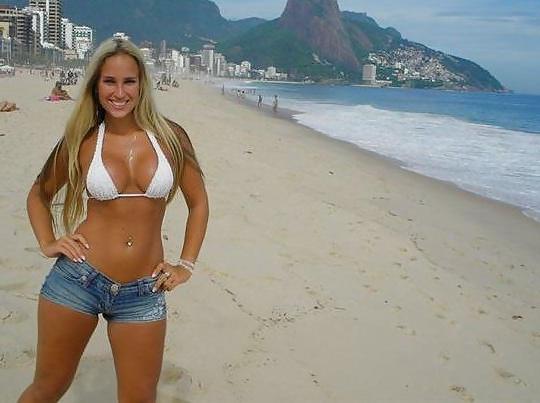 7P Beach 01