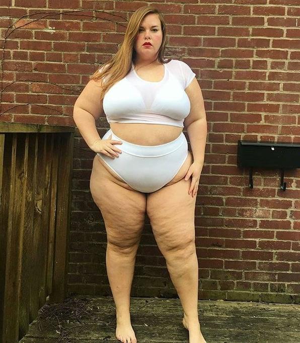 25P Busty Ladies