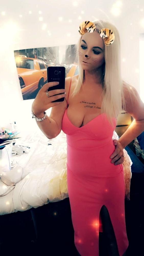 12P Busty Welsh Chav