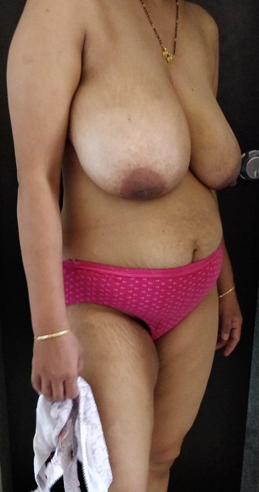 25P Desi milf mom