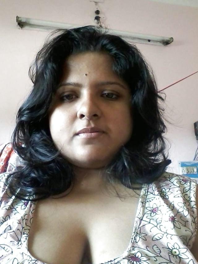 25P ANOTHER BIG DESI PICS COLLECTIONS