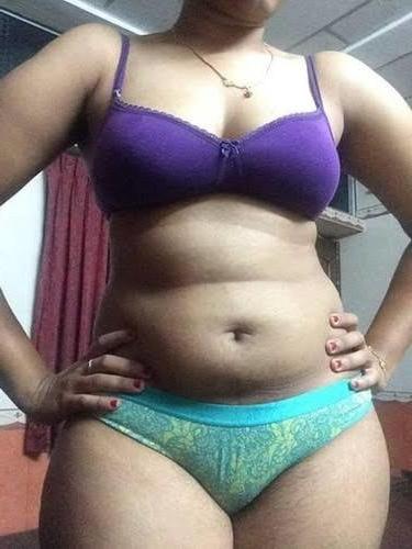 25P Desi NRI aunty panty pussy