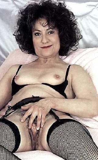 25P Mature beauty mix