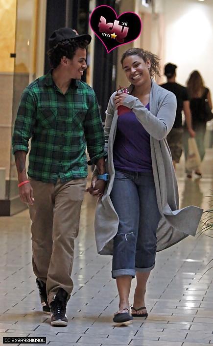 25P Jordin Sparks Foot Pics