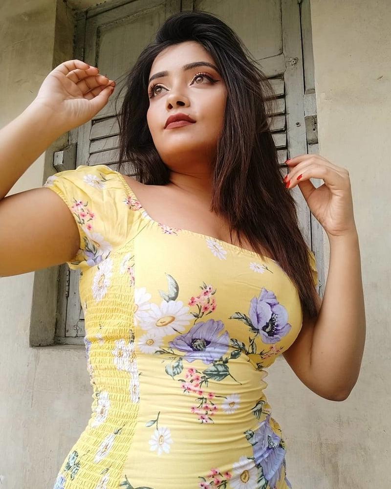 25P Indian, Desi - Maumita Majumdar
