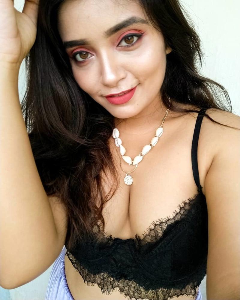 25P Indian, Desi - Maumita Majumdar