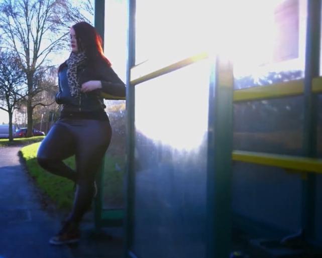 25P Ich bin Busty Redhead 20.06.2017