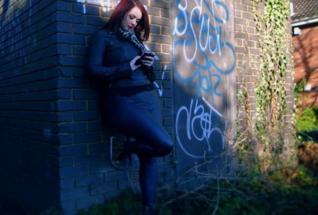 25P Ich bin Busty Redhead 20.06.2017