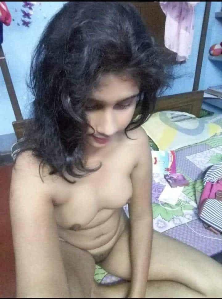 25P Desi Young girls Part 3 - Random clicks