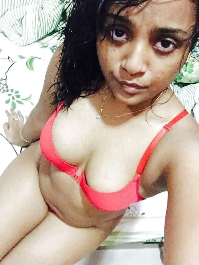 25P Desi Young girls Part 3 - Random clicks