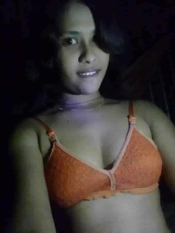 25P Desi Young girls Part 3 - Random clicks