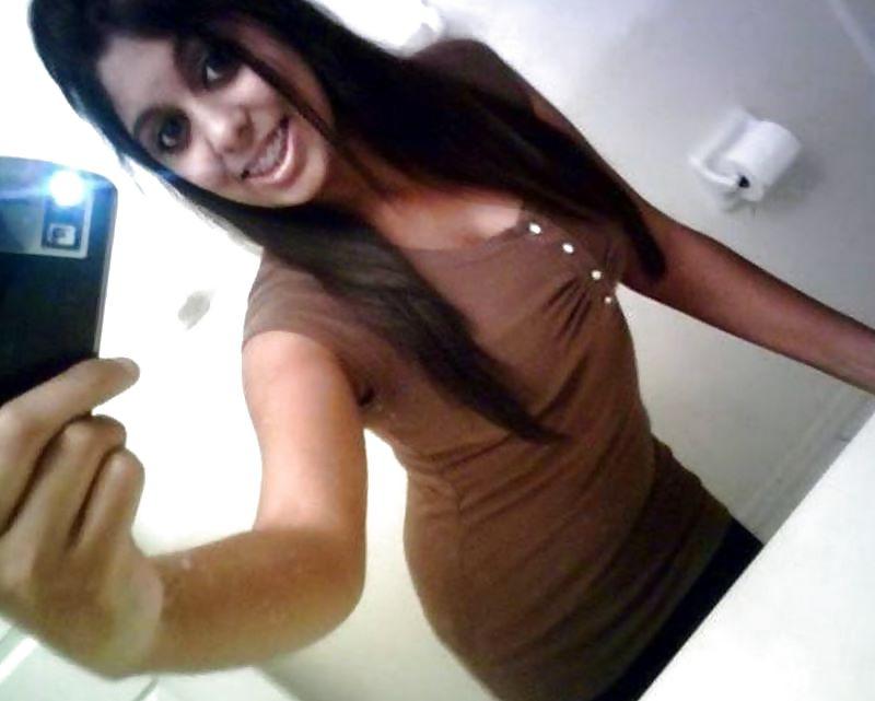 15P Naughty desi babe - coolbudy