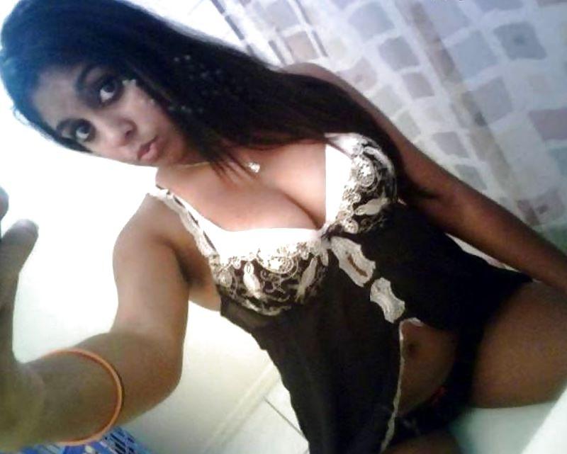 15P Naughty desi babe - coolbudy