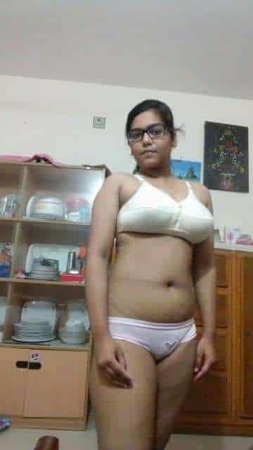25P Desi Young girls Part 2 Random clicks
