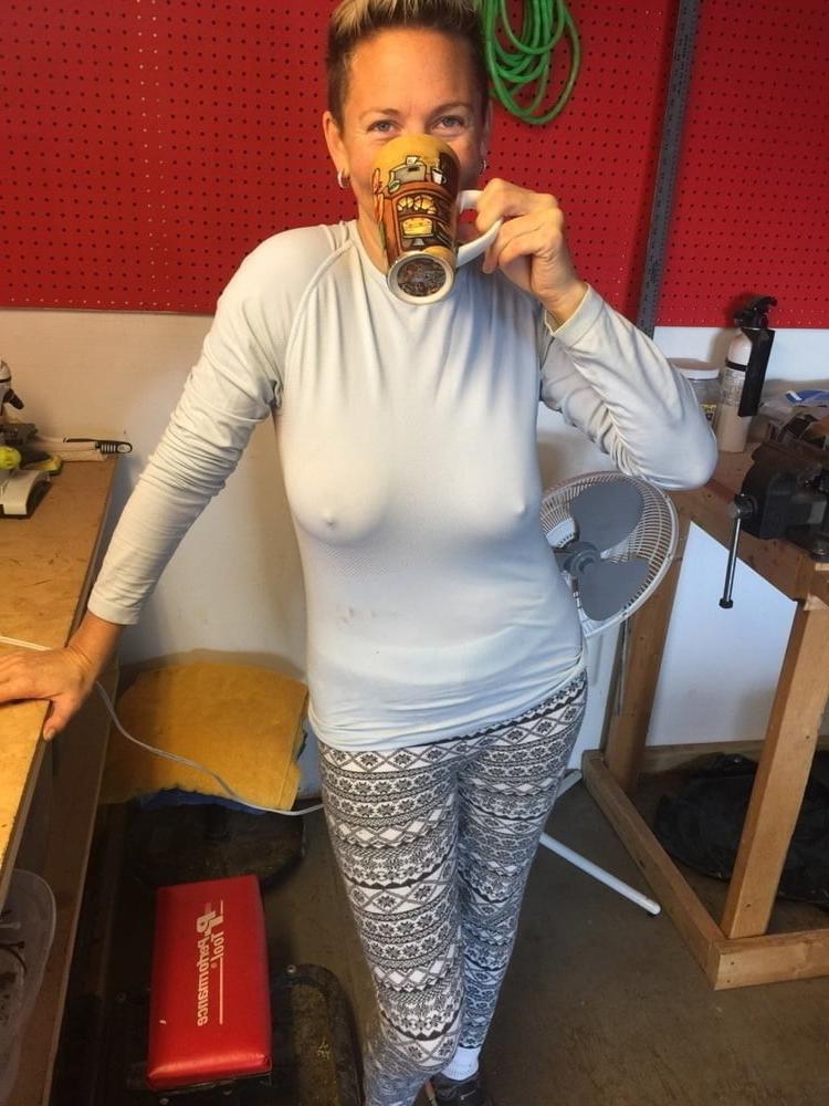 25P Gorgeous and Busty Mature Ladies 37
