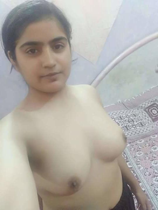 25P Desi Paki Hijabi Teen Leakupload