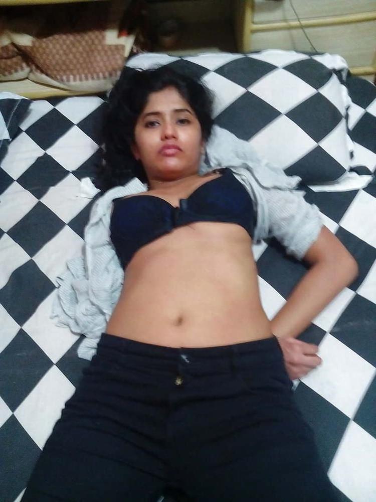 14P Desi girl chandni nude