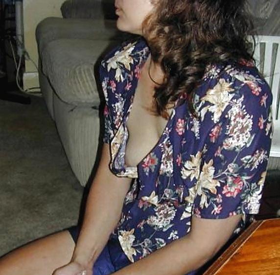 25P Flashing, downblouse and ofcourse nipslips