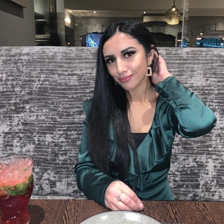 25P Pakistani Hot Women Sexy Desi Dolls Heels