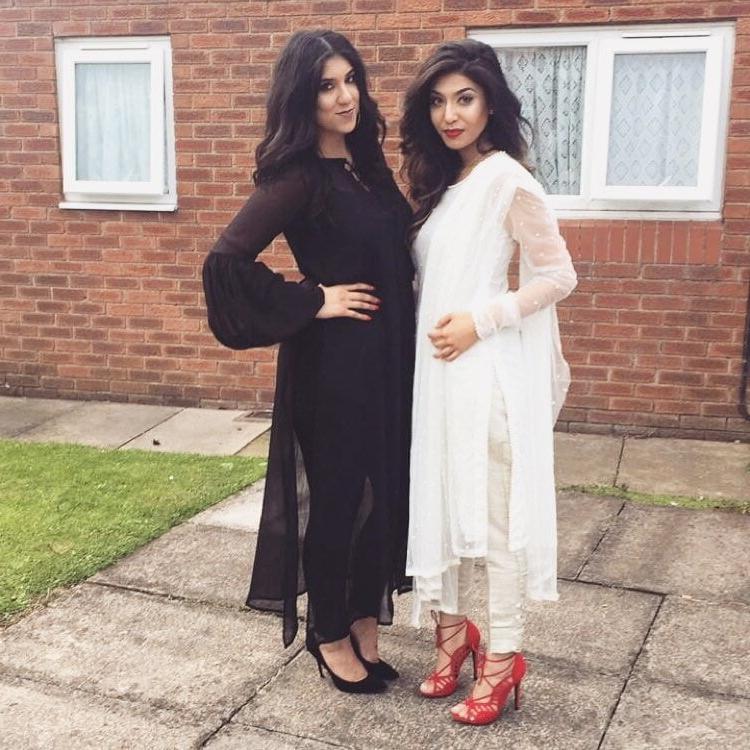 25P Pakistani Hot Women Sexy Desi Dolls Heels