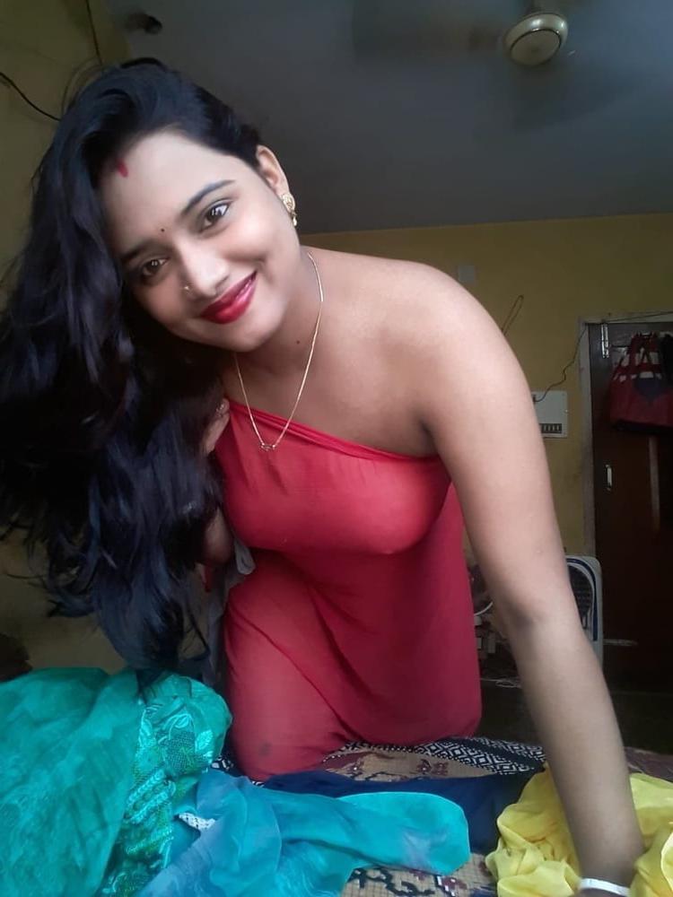 19P indian desi bhabhi pics shared