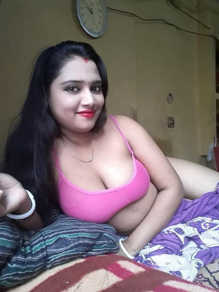 19P indian desi bhabhi pics shared