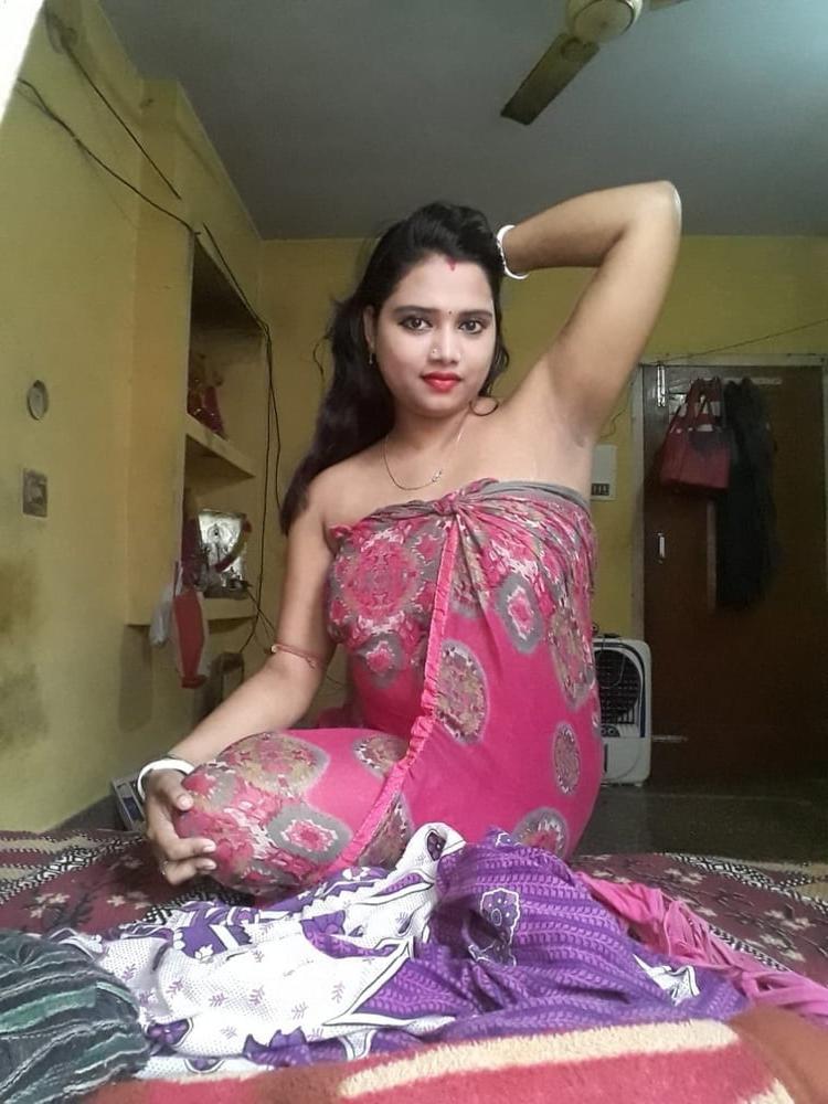 19P indian desi bhabhi pics shared
