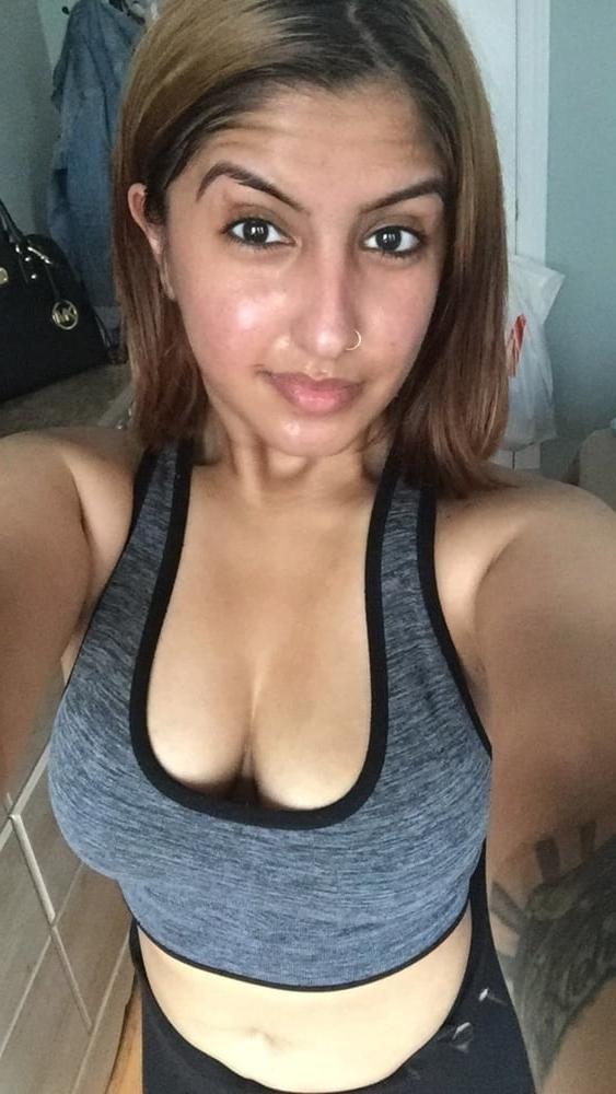 16P NRI Desi boobs exposed