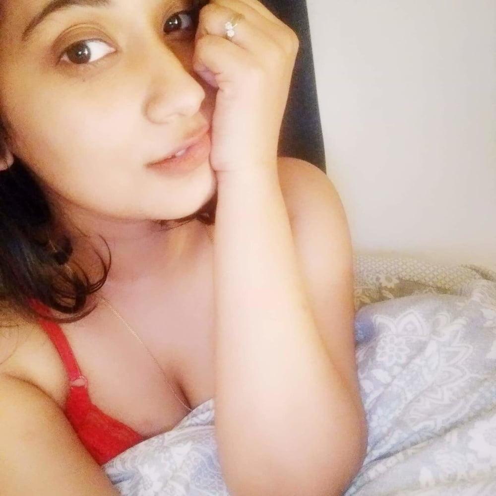 25P Desi girls