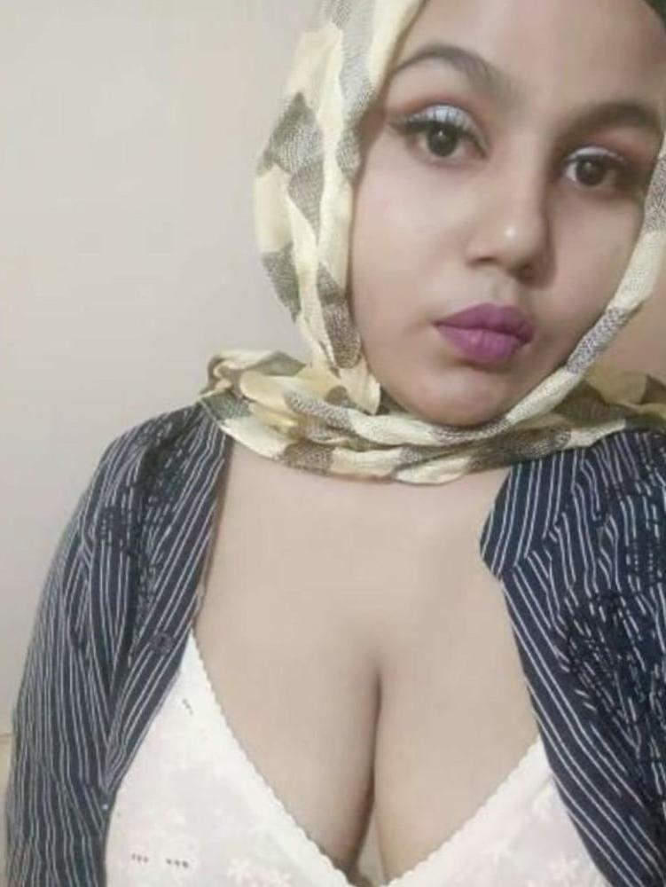 25P Desi girls
