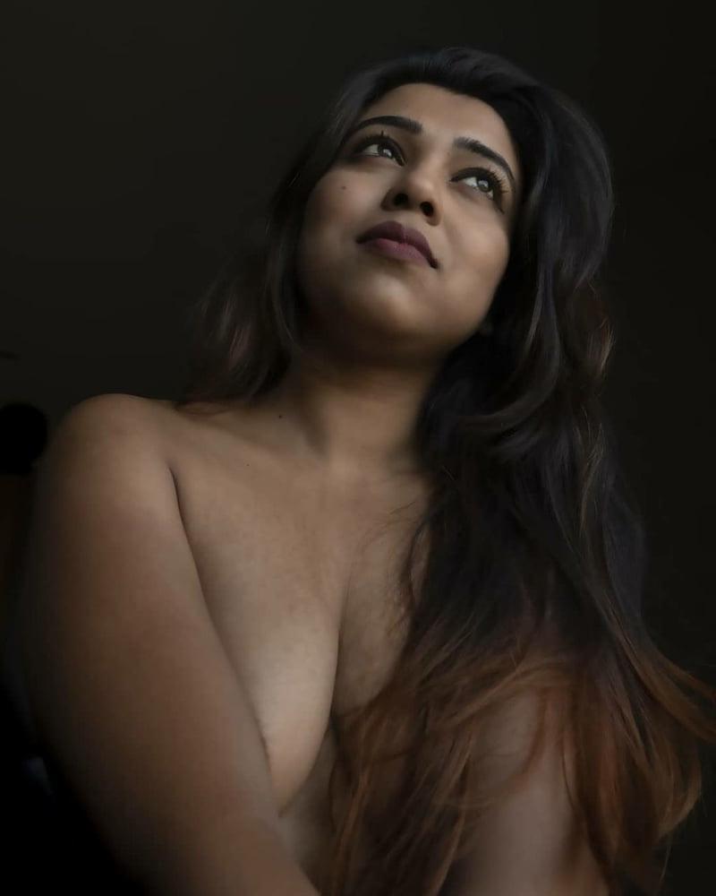 18P Introducing Desi Indian Bangali Nude Model Jhilik