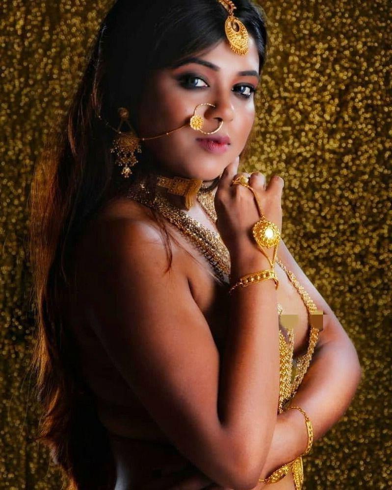 18P Introducing Desi Indian Bangali Nude Model Jhilik