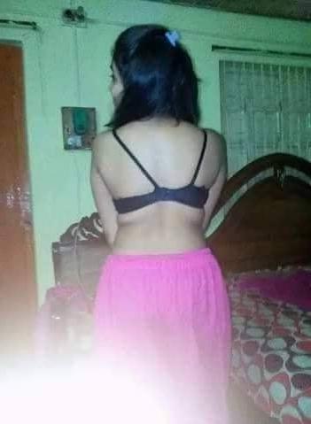 10P BD DESI GIRL