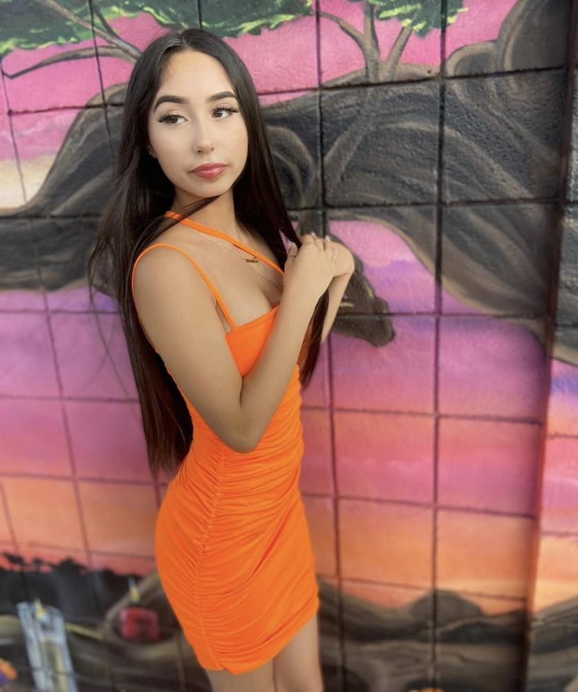 25P Sexy teen beauty