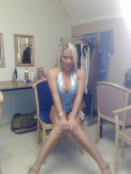 25P Old Escort Slut From,SmutDates.com