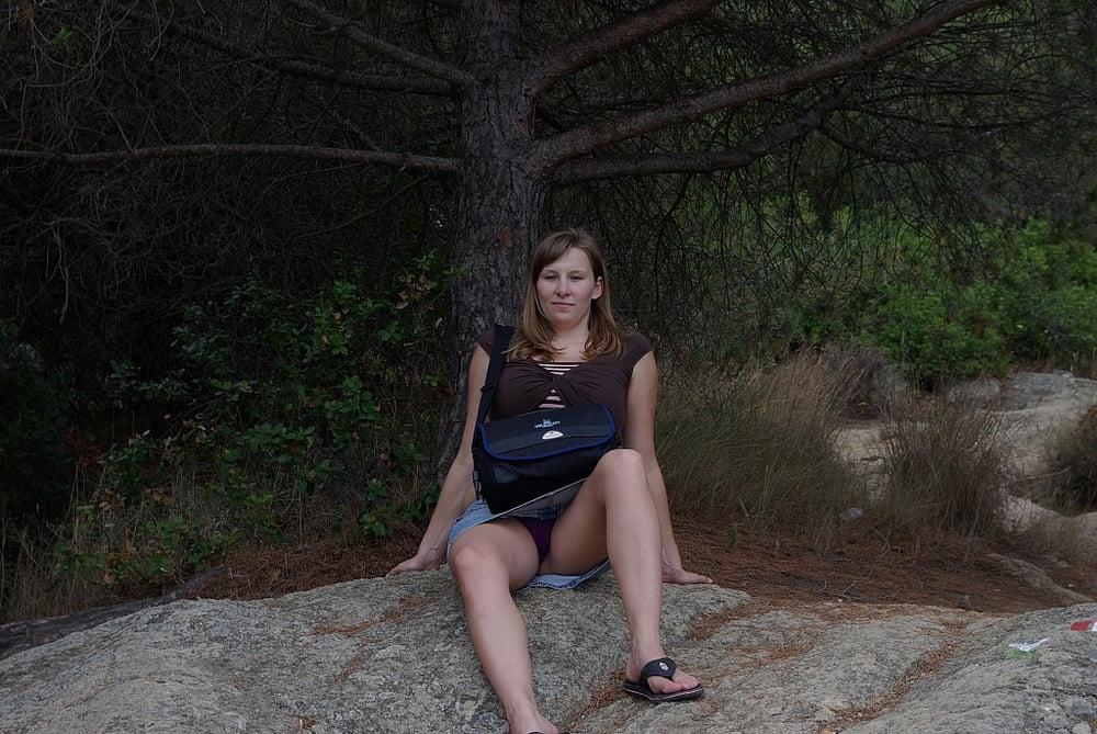 16P Daria topless on the beach