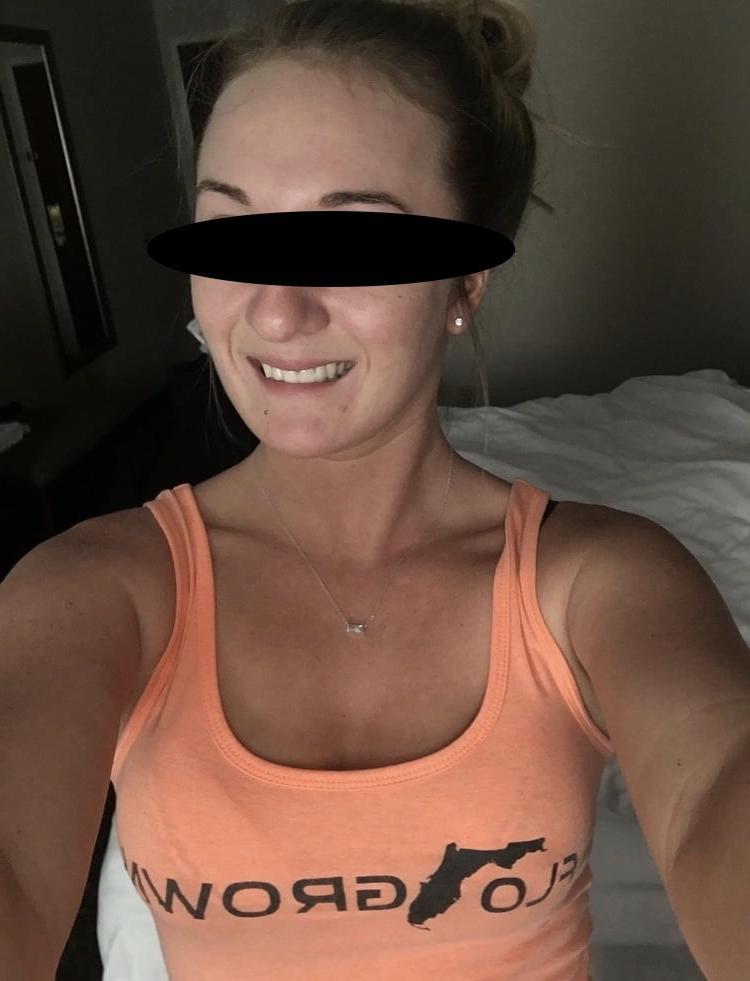 15P Florida Scarlette_Whipper Young Slutwife