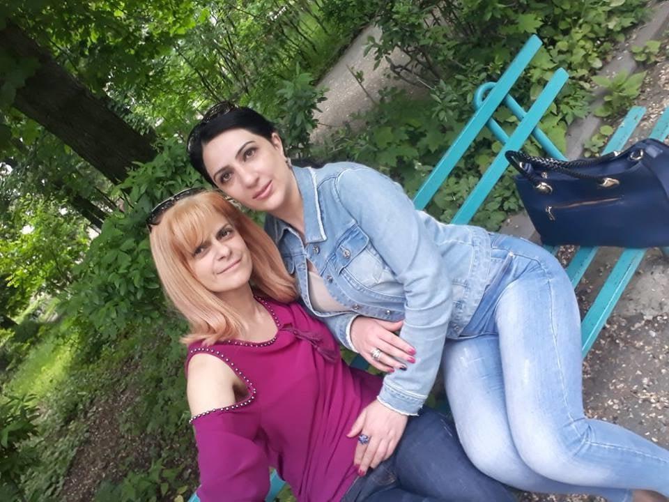 25P 33yo single hot chick DESPERATE for dick
