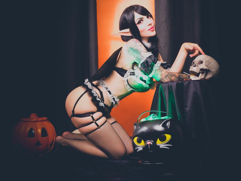 13P KMFX - Halloween Elf