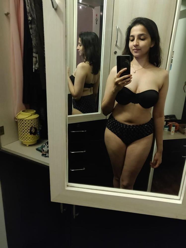 23P Desi hot aunties pussy