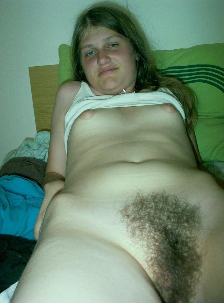 25P Hairy Young Sluts