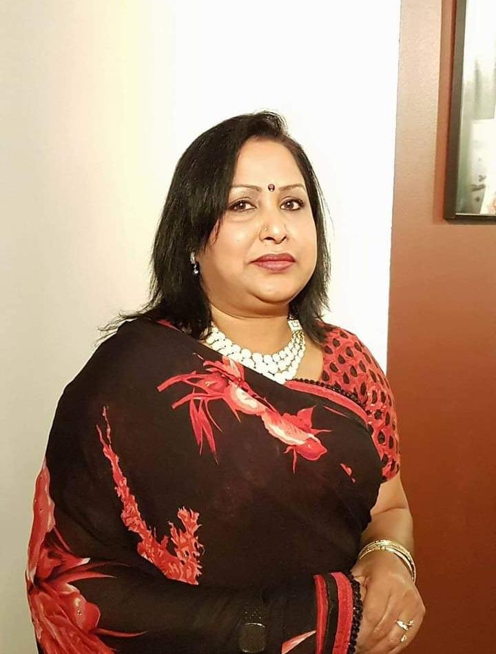 8P My desi maturi mom