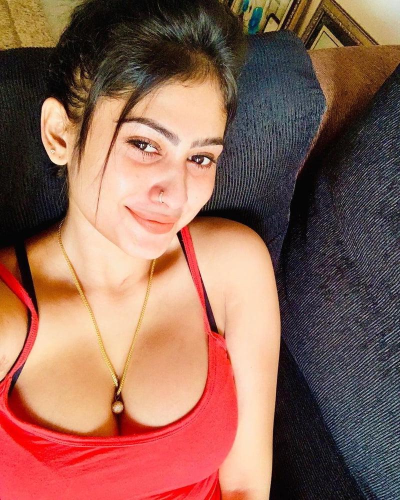 12P Desi Girls