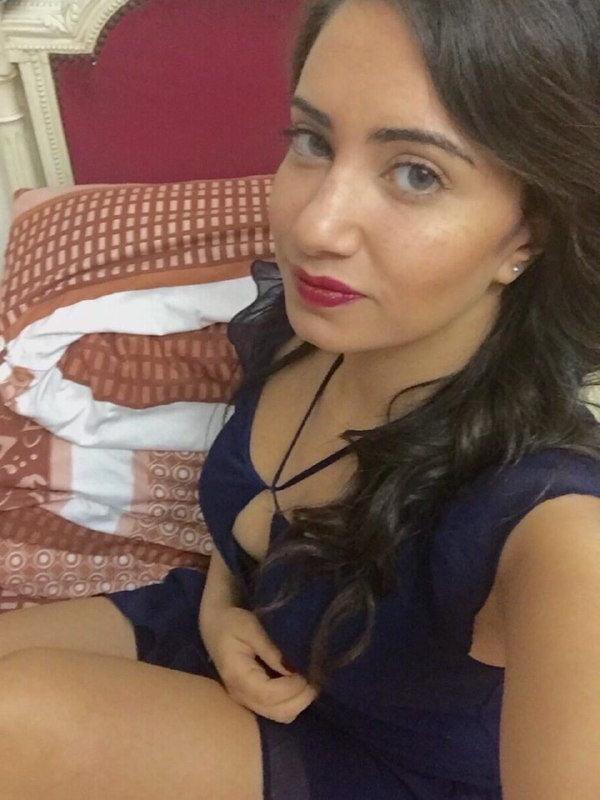10P Arab Beauty