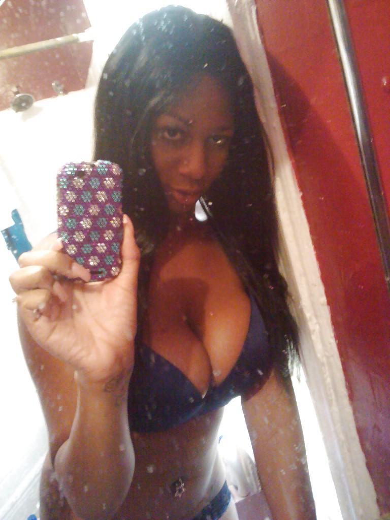25P Shemale Self Shot1