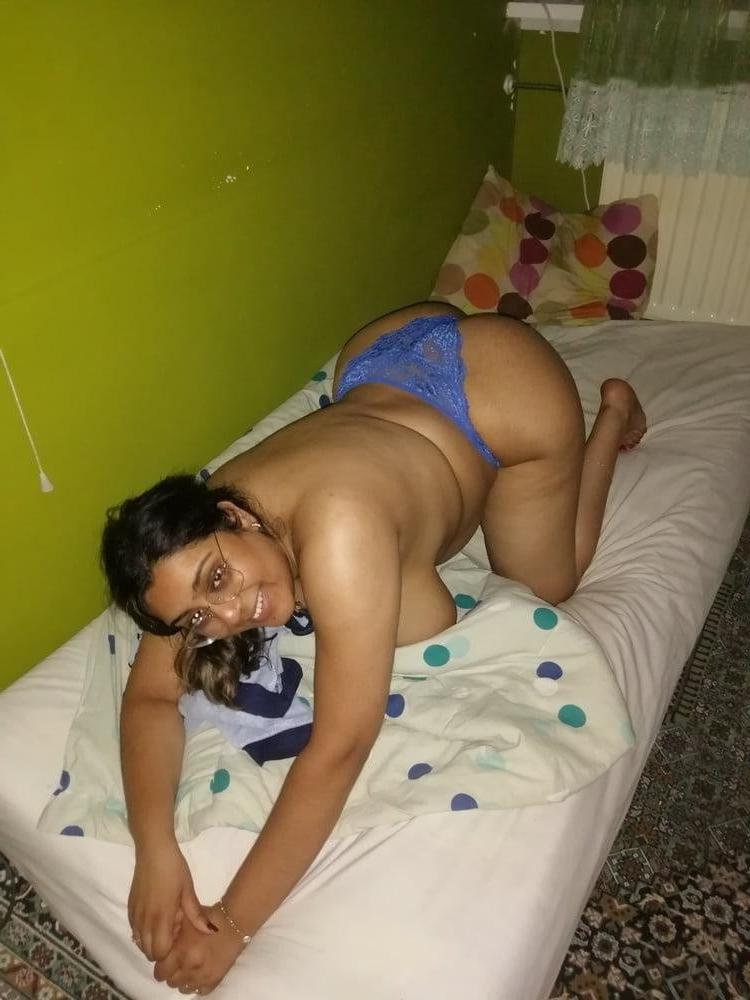 25P Desi paki